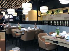 -山城外·非遗酸菜鱼(新都汇融店)