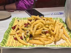 -肥肥虾庄·金牌油焖大虾(首义路店)
