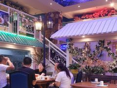 -巴特餐饮6加1音乐餐吧·新疆菜