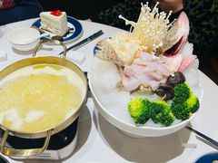 -龙猫意杯花园餐厅(芙蓉湖店)