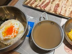-草家酱蟹炭火烤肉店(珲春南路一店)