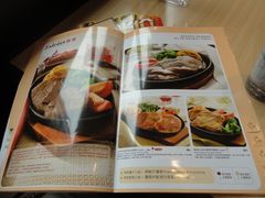 -必胜客(机场路店)