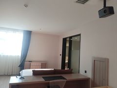 -艾豪森酒店(西安大雁塔大唐不夜城店)