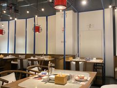 -尚尚仙·酸汤猪手·猪肚鸡火锅(华联万柳购物中心店)