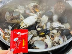海鲜小咖锅-富临港·蒸汽海鲜·手抓海鲜·炒菜(栈桥店)