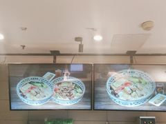 -蒙自源米线大王(东站店)