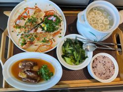 -臻康乃馨月子中心(集美店)