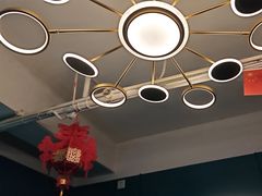 -荒岛实景沉浸密室(江汉路1店)