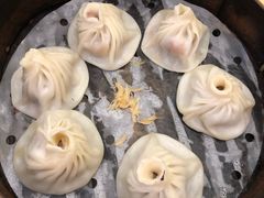 蟹粉小笼包-绿波廊(豫园店)