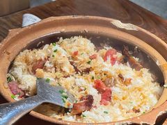腊味煲仔饭-啫两手·啫啫煲·小饭堂(龙城万科里店)