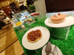 -大中华希尔顿酒店-念自助餐·嗨啤·小龙虾