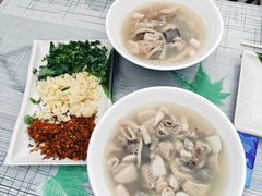 -岳记羊肠馆(陵园小区店)