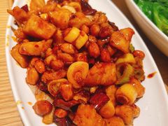-渝信川菜 · 川味家常菜(财富购物中心店)