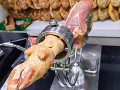 -马德里拉斯咯扎斯购物村