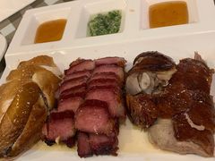 -新大咀港式茶餐厅(宝山万达店)