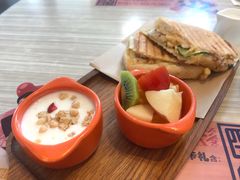 -必胜客(绿地新都会店)