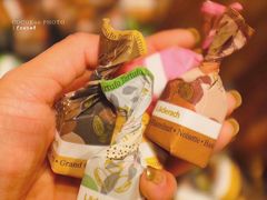 -Laderach 莱德拉(上海环贸iapm店)