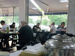 -曾氏肥肠馆(凯瑞雅居店)