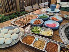 -明洞阿姨·韩式酱蟹烤肉·创意料理(三元桥店)