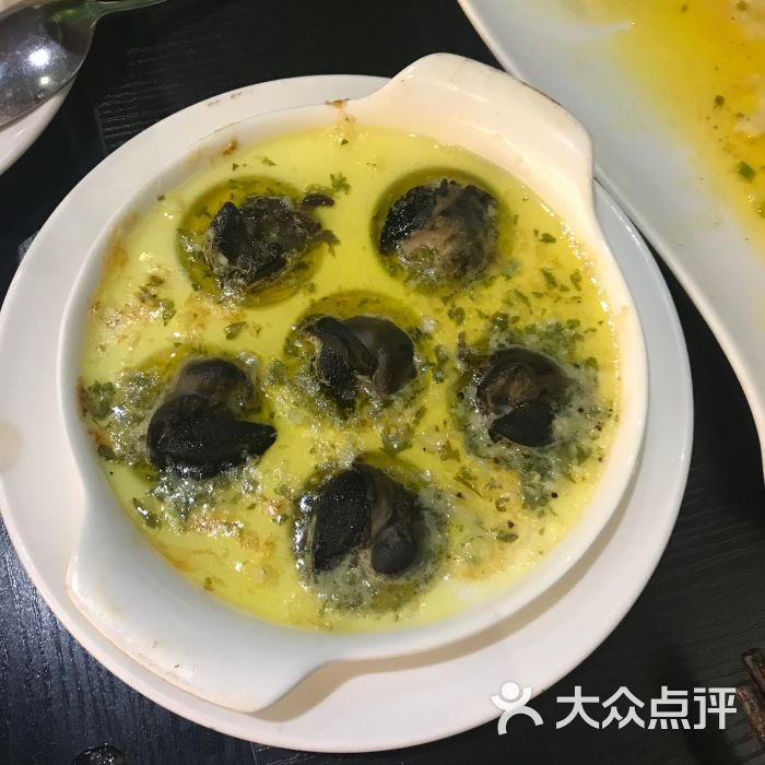 黄油蒜蓉焗蜗牛