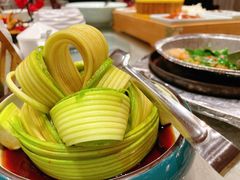 捞汁葫芦丝-飞天大厦清真餐厅