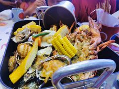 -水桶王国主题餐厅·聚会·生日派对·亲子活动·家庭套餐(亚龙湾希尔顿店)