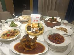 -鲁菜根·泰安菜(万达店)