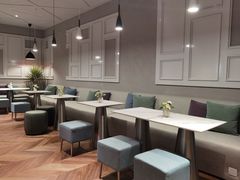 -潮一不贰·法式甜品·生日蛋糕·西式简餐(外滩店)