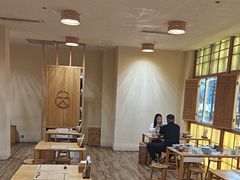 -蟹家大院 · 独揽江景(滨江店)