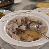 大圆桌下的友情时光