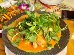 -月亮眼花园餐厅书吧酒吧