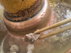 -毛辣果·贵州红酸汤牛肉火锅(西单店)