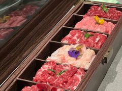 -左庭右院鲜牛肉火锅黑金店(陆家嘴中心店)