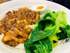 蚝汁卤肉饭-黑白电视长沙小吃(美林M·LIVE天地东座店)