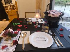 -Mark&Mars Restaurant