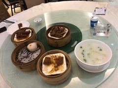 -万山楼海鲜酒家·二十三年老字号
