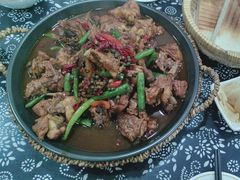 -八两八金·莱芜特色炒鸡(市南漳浦路店)