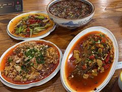 -罗氏豆花饭庄·川菜·土火锅·豆花(卡都花苑店)