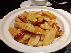 -万重锦·人文川菜馆(骡马市店)