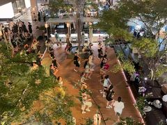 -瑞虹新天地月亮湾