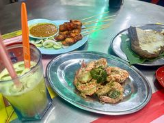 -黄亚华小食店(Jalan Alor)