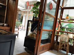 -银米·云南传统过桥米线(双廊黑金冠店)