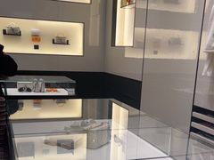 -Chanel(德基广场店)