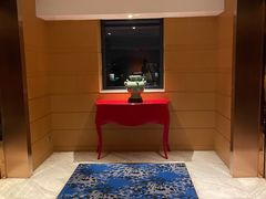 -上海虹桥西郊假日酒店