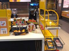 自助取餐区-麦当劳(苏州火车站南广场店)