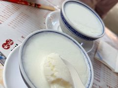 -周大娘牛乳(旧寨古村总店)