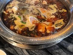 -老船舫·现做活鲜鱼馆(东郊记忆店)
