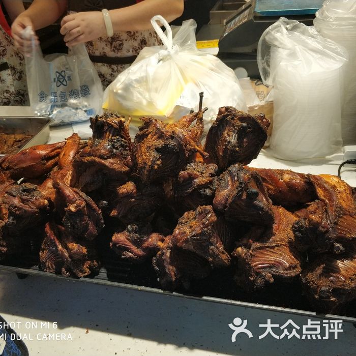 王妈手撕烤兔·双流老妈兔头