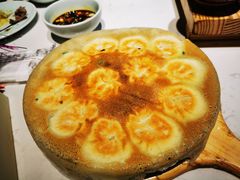 炉锅包-巷子里小酒馆(繁荣路店)