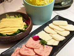 深海鱼饼午餐肉双拼-狐狸爱上椰子鸡(滨江星光大道店)